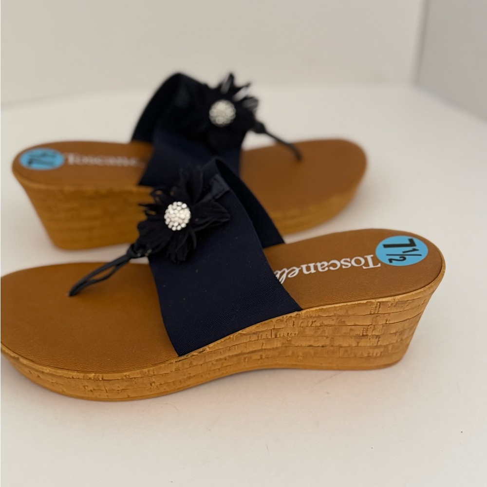 Toscanella Made in Italy Navy Floral Wedge Sandals Size 7.5 - Picture 3 of 6